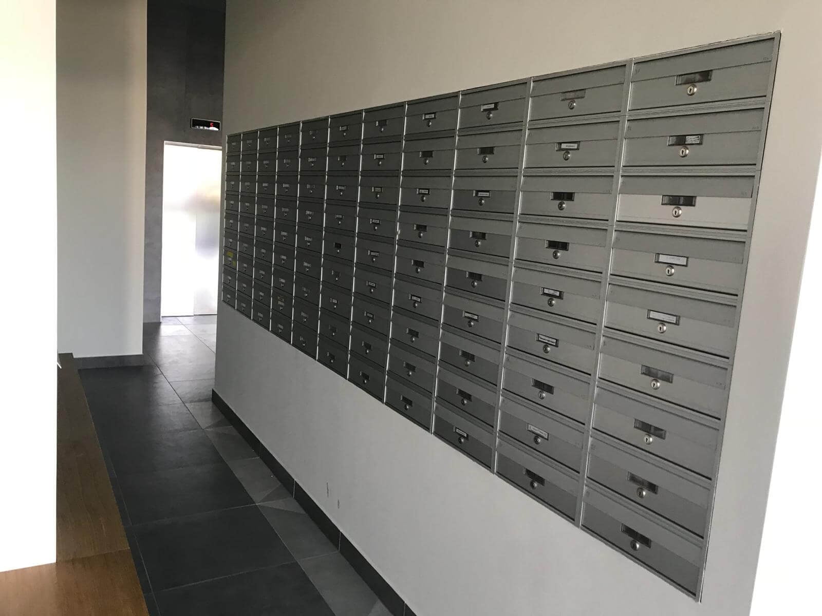 Ugrađeni poštanski sandučići na projektu Vrbani III